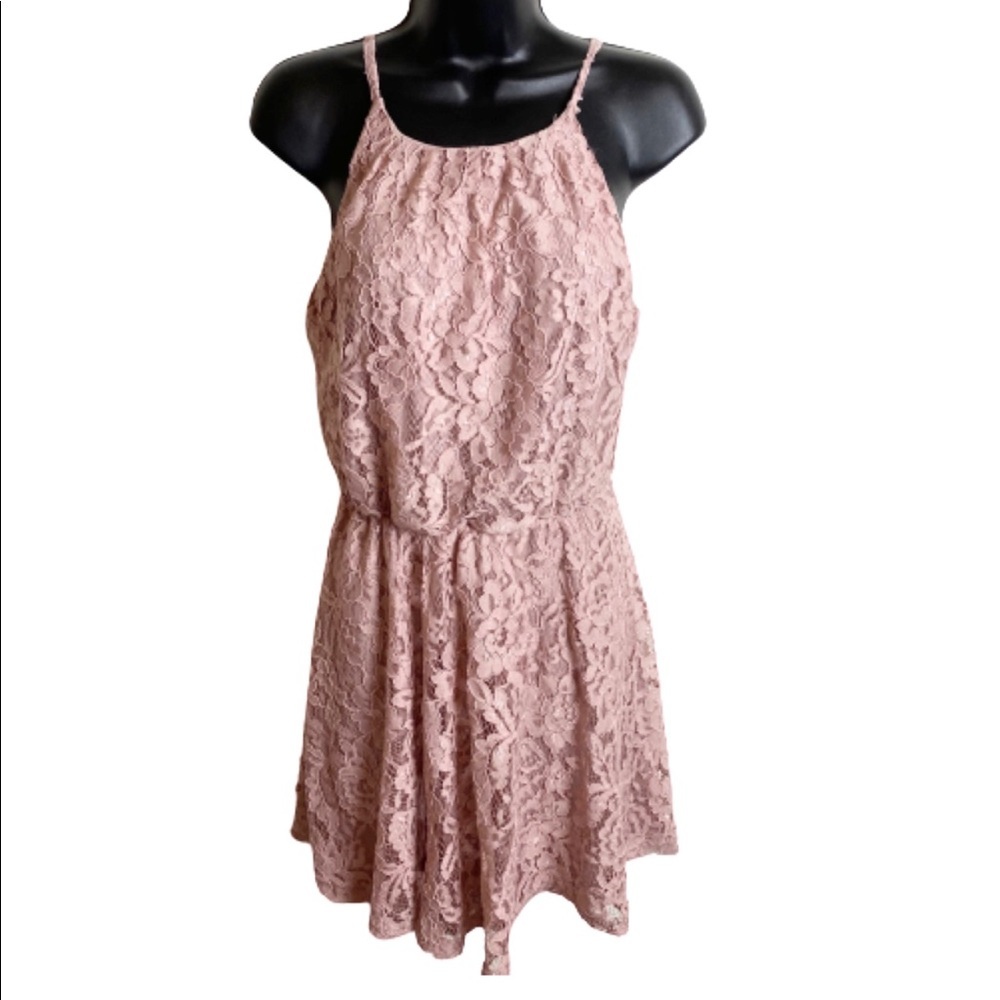 Alya Cocktail Blush Pink Overlay Party Dress Keyhole Back Size small - Picture 1 of 3